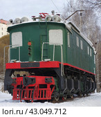 Электровоз-памятник ВЛ19-061, город Златоуст, Челябинская область (2018 год). Редакционное фото, фотограф Алексей Иванов / Фотобанк Лори