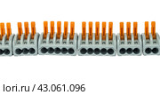 Соединители проводов без пайки на белом фоне. Push-wire connector  on white background. Стоковое фото, фотограф Татьяна Д / Фотобанк Лори
