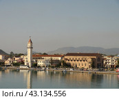 Impressive summer view to Zakynthos city. Dramatic evening view of the town hall and Saint Dionysios Church, Ionian Sea, Zakynthos island, Greece, Traveling conception (2011 год). Стоковое фото, фотограф Константин Сергеевич Синявин / Фотобанк Лори