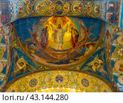 Russia St. Petersburg. August 2, 2005: Interior decoration of St. Isaac's Cathedral. Редакционное фото, фотограф Акиньшин Владимир / Фотобанк Лори