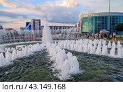 Фонтан на площади Салавата Юлаева, г. Уфа (2023 год). Редакционное фото, фотограф Римма Тельнова / Фотобанк Лори