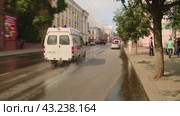Крупный пожар в историческом здании в Кирове, Россия (2013 год). Редакционное видео, видеограф Алексей Сергеев / Фотобанк Лори