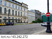 Город Санкт-Петербург. Здание на площади Островского 2. Офис Газпром экспорт (2023 год). Редакционное фото, фотограф Александр Тараканов / Фотобанк Лори