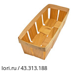 Коробочка из бересты на белом фоне. Birch bark box on a white background. Стоковое фото, фотограф Татьяна Д / Фотобанк Лори