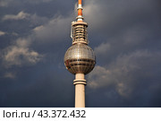 Berlin TV Tower, Fernsehturm, Germany (2015 год). Стоковое фото, фотограф Сергей Стрелков / Фотобанк Лори