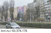 Мурал на здании (2024 год). Редакционное видео, видеограф Сергей Татаринцев / Фотобанк Лори
