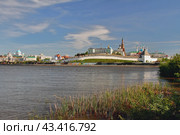 Река и город-крепость. Казань, Татарстан, Россия (2024 год). Стоковое фото, фотограф Вадим Хомяков / Фотобанк Лори