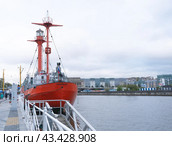 Last floating lighthouse Irbensky in a port of Kaliningrad (2024 год). Редакционное фото, фотограф Мария Паина / Фотобанк Лори