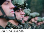 6 октября 2021 года на территории городских округов Клин, Истра и Волоколамск Московской области прошла ежегодная патриотическая акция «Марш кремлевских курсантов».6 октября 2021. Клин, Московская область, Россия. Редакционное фото, фотограф Артём Соболев / Фотобанк Лори