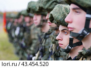 6 октября 2021 года на территории городских округов Клин, Истра и Волоколамск Московской области прошла ежегодная патриотическая акция «Марш кремлевских курсантов».6 октября 2021. Клин, Московская область, Россия. Редакционное фото, фотограф Артём Соболев / Фотобанк Лори