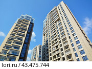 Жилой комплекс RiverSky в Москве. Корпуса 7, 5 и 8. Застройщик — группа компаний «Инград». (2024 год). Редакционное фото, фотограф Александр Замараев / Фотобанк Лори