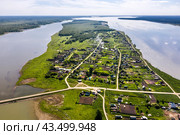 Островная часть села Чингис омываемая водами реки Оби. Ордынский район Новосибирской области. Западная Сибирь. (2024 год). Стоковое фото, фотограф Евгений Мухортов / Фотобанк Лори