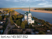 Благовещенсктй собор летом, Сольвычегодск, Котласский район, Архангельская область, вид сверху (2022 год). Стоковое фото, фотограф Николай Гернет / Фотобанк Лори