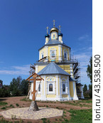 Преображенская церковь в деревне Рогожа Тверской области (2024 год). Редакционное фото, фотограф Максим Гулячик / Фотобанк Лори