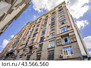 Дом Нирнзее, ГИТИС, Большой Гнездниковский переулок, Москва (2024 год). Стоковое фото, фотограф Baturina Yuliya / Фотобанк Лори