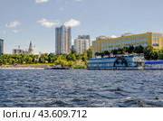 Самара пристань Кинап, ул. Лесная, набережная, кафе Скрябин (2024 год). Редакционное фото, фотограф Ольга Коркина / Фотобанк Лори