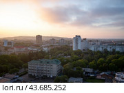 Город Уссурийск на закате (2024 год). Стоковое фото, фотограф Павел Сапрыкин / Фотобанк Лори