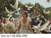 Joyful Wedding Celebration With Doves Released in Beautiful Outdoor Setting. Стоковое AI-изображение, AI-художник Сергей Толмачёв / Фотобанк Лори