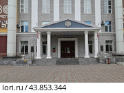 Красноярский государственный медицинский университет имени профессора В. Ф. Войно-Ясенецкого в Красноярске (2024 год). Стоковое фото, фотограф Александр Тараканов / Фотобанк Лори