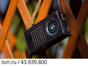 Стильное  портативное радио. Стоковое фото, фотограф Roman Pavlov / Фотобанк Лори