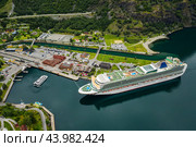 Aurlandsfjord Town Of Flam at dawn (2019 год). Стоковое фото, фотограф Андрей Армягов / Фотобанк Лори