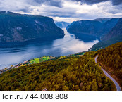 Beautiful Nature Norway Stegastein Lookout (2016 год). Стоковое фото, фотограф Андрей Армягов / Фотобанк Лори