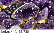 Amethyst Druze in a gold setting. Стоковое AI-изображение, AI-художник Виктория Кольцова / Фотобанк Лори