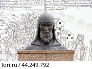Бюст Далмата Исетского, город Курган (2024 год). Редакционное фото, фотограф Алексей Иванов / Фотобанк Лори