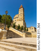 Escalier monumental before Tour d'Armagnac Auch, France. Стоковое фото, фотограф Яков Филимонов / Фотобанк Лори