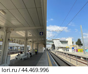 Lod Railway Station Platform (2024 год). Редакционное фото, фотограф Irina Opachevsky / Фотобанк Лори