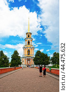 Вид на Соборную колокольню с Глебовского моста. Город Рязань (2024 год). Редакционное фото, фотограф Макаров Алексей / Фотобанк Лори