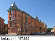 Доходный дом А. В. Рерберг - Высшее художественно-промышленное училище им. В. И. Мухиной. St. Petersburg, Russia (2024 год). Редакционное фото, фотограф Валерия Попова / Фотобанк Лори