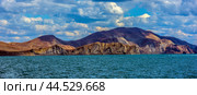 Crimea. View of Koktebel Bay and the Karadag mountain range. (2022 год). Стоковое фото, фотограф Анна Кривицкая / Фотобанк Лори