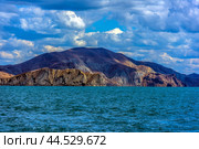 Crimea. View of Koktebel Bay and the Karadag mountain range. (2022 год). Стоковое фото, фотограф Анна Кривицкая / Фотобанк Лори
