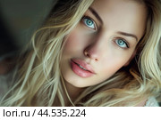 Charming Attractive blonde woman in trench. Generate ai. Стоковое AI-изображение, AI-художник Иван Рябоконь / Фотобанк Лори