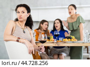 Female friends during family quarrel accuse Caucasian woman. Стоковое фото, фотограф Яков Филимонов / Фотобанк Лори