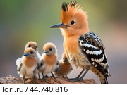 Eurasian hoopoe (Upupa epops) with chicks. Стоковое AI-изображение, AI-художник Veniamin Kraskov / Фотобанк Лори