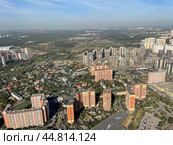 Вид из кабины вертолета. Путилково, Путилковское шоссе. Россия, город Москва. Стоковое фото, фотограф Щеголева Ольга / Фотобанк Лори