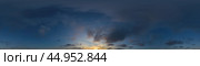 Dark blue twilight sky panorama with Cumulus clouds. Seamless hdr 360 panorama in spherical equiangular format. Full zenith or sky dome for 3D visualization, sky replacement for aerial drone panoramas. Стоковое фото, фотограф Вера Грабчук / Фотобанк Лори