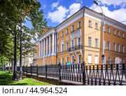 Усадьба Дурасовых, Покровский бульвар, Москва (2023 год). Стоковое фото, фотограф Baturina Yuliya / Фотобанк Лори
