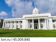 Town Hall of Colombo, the headquarters, Sri Lanka (2021 год). Редакционное фото, фотограф EugeneSergeev / Фотобанк Лори
