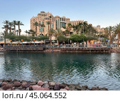 View of the hotel Queen of Sheba in Eilat (2024 год). Редакционное фото, фотограф Irina Opachevsky / Фотобанк Лори