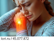 Pain in hand, carpal tunnel syndrome, health problems concept. Стоковое AI-изображение, AI-художник Станислав Тарко / Фотобанк Лори