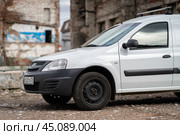 KRASNOYARSK, RUSSIA - September 10, 2024: White Lada Largus. Редакционное фото, фотограф Плотников Дмитрий / Фотобанк Лори