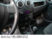 KRASNOYARSK, RUSSIA - September 10, 2024: White Lada Largus. Редакционное фото, фотограф Плотников Дмитрий / Фотобанк Лори