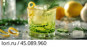 Refreshing Glass of Water With Cucumbers and Lemons. Стоковое AI-изображение, AI-художник Юлия Гапеенко / Фотобанк Лори