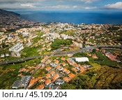 Aerial drone view of Funchal town, Madeira, Portugal (2024 год). Стоковое фото, фотограф Дмитрий Рухленко / Фотобанк Лори