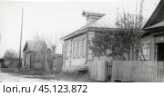 Вид на деревянные дома в сельской местности. Стоковое фото, фотограф Retro / Фотобанк Лори