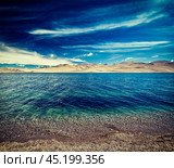 Tso Moriri lake in Himalayas, Ladakh, India. Стоковое фото, фотограф Дмитрий Рухленко / Фотобанк Лори