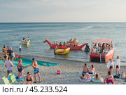 Черное море, Краснодарский край, Туапсинский район,  Бухта   Михайловская, пляж , (2024 год). Стоковое фото, фотограф Александр Циликин / Фотобанк Лори